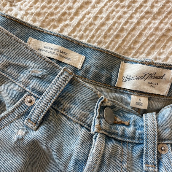 Midrise 90s Baggy Cut Offs - Picture 2 of 3